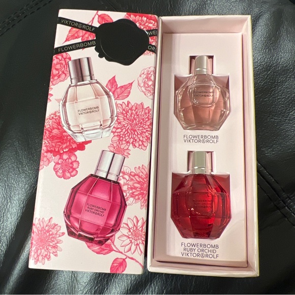 Viktor Rolf Flowerbomb Ruby Orchid Deluxe Travel Mini Set NEW IN BOX